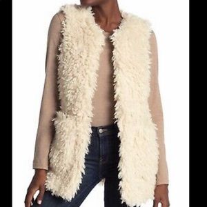 NWT UGG cream faux fur vest size XS